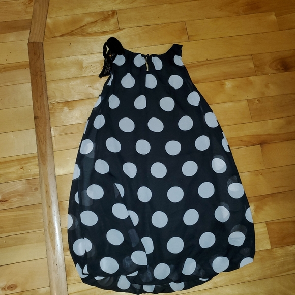 Girls dress - Picture 3 of 3